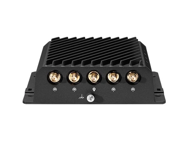 Router Cradlepoint R980 R980-5GD