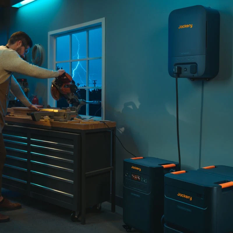 Estación de Energía Portátil Jackery 5000 Plus, 5040 Wh, 7200 W, Negro