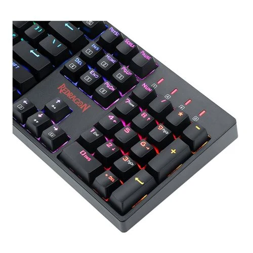 Teclado Gaming Mecánico Redragon K582 Surara RGB Switches Outemu Red 104 Teclas Negro