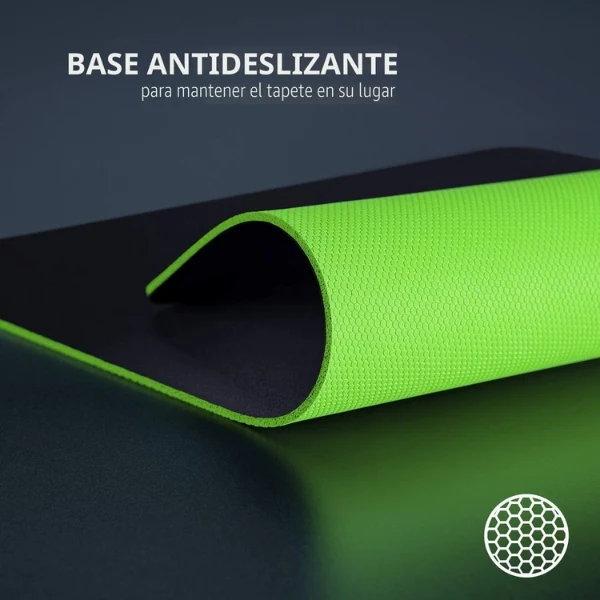 Mouse Pad Razer Gigantus V2 Mediano - Superficie Microtejida - Base Antideslizante - 360 x 275 mm - Negro Clásico