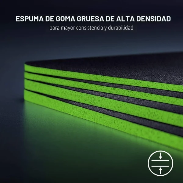 Mouse Pad Razer Gigantus V2 Mediano - Superficie Microtejida - Base Antideslizante - 360 x 275 mm - Negro Clásico