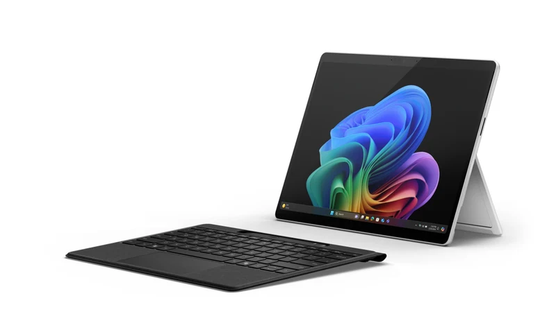 Laptop 2 en 1 Microsoft Surface Pro for Business 13", Qualcomm Snapdragon 12 Núcleos, 16GB DDR5, 512 GB SSD, Qualcomm Adreno, Copilot+ PC, OLED, Táctil