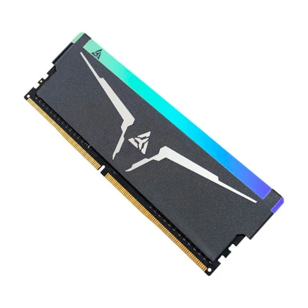 Memoria RAM ARKTEK 8GB DDR4 3200MHz UDIMM - Disipador de Calor RGB - Para PC - AKD4S8P3200HL