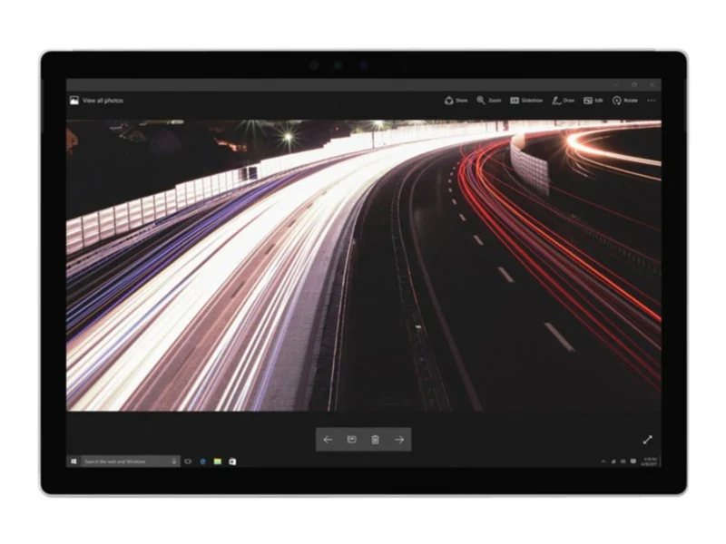 Laptop 2 en 1 Microsoft Surface Pro, Qualcomm Snapdragon X Plus X1P-64-100 10 Núcleos, 16GB DDR5, 256 GB, Qualcomm Adreno