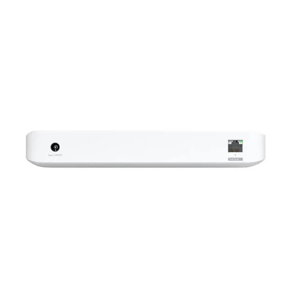 Switch de Red Ubiquiti 'Ultra 60W' 8-Port GbE PoE Switch Powered by PoE Input; 60W Power Adapter Included